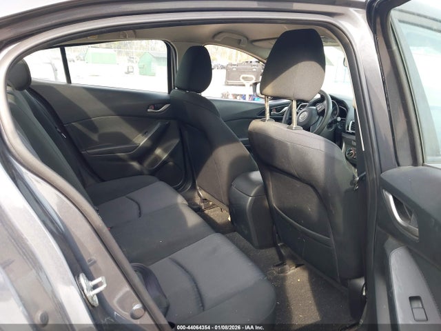 44064354 :رقم المزاد ، JM1BM1T74G1300186 vin ، 2016 Mazda Mazda3 I Sport مزاد بيع