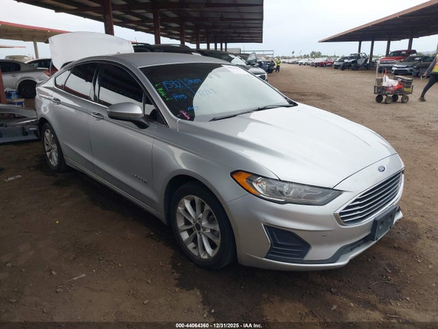 Ford Fusion Hybrid Se 2019 3FA6P0LU4KR272208 zdjęcie główne