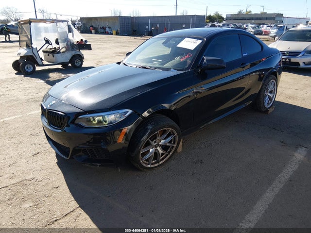 WBA1J7C5XGV359710 BMW M235I