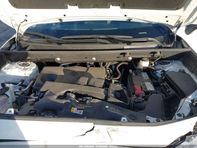 2T3W1RFV5SC307646 Toyota Rav4 Xle