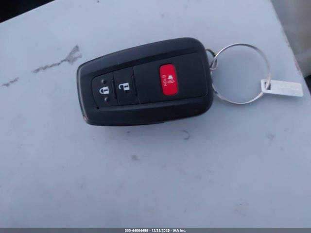 Toyota Rav4 Xle 2025 JTMP1RFV5SJ043216 Image 11