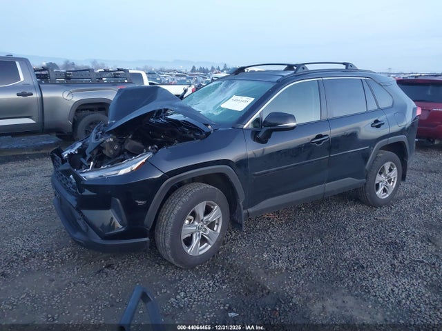 Toyota Rav4 Xle 2025 JTMP1RFV5SJ043216 Image 2