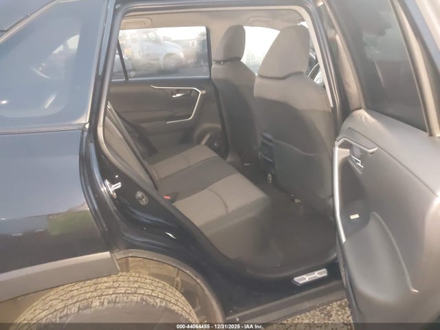 Toyota Rav4 Xle 2025 JTMP1RFV5SJ043216 Image 8