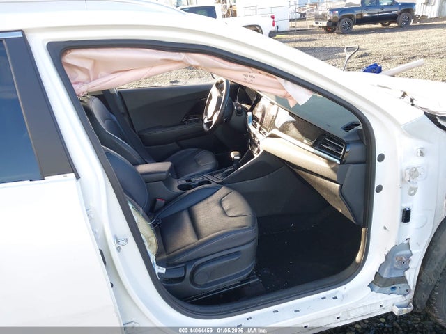 2022 KIA NIRO KNDCE3LC1N5529974 Photo 4
