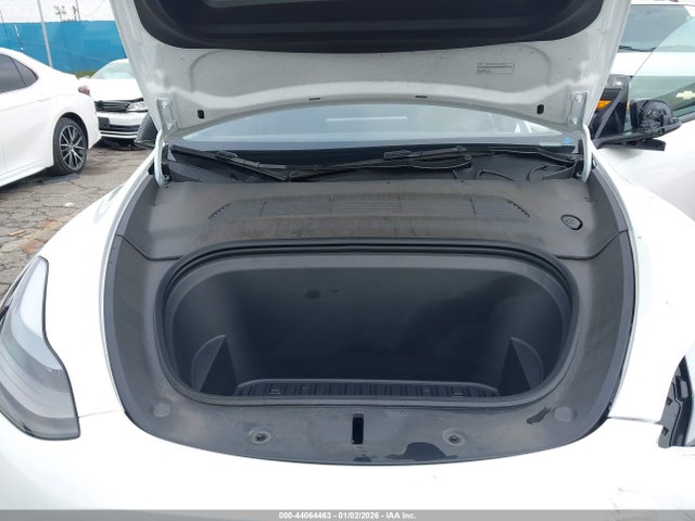 2024 TESLA MODEL Y 7SAYGDED3RF087959 Photo 9
