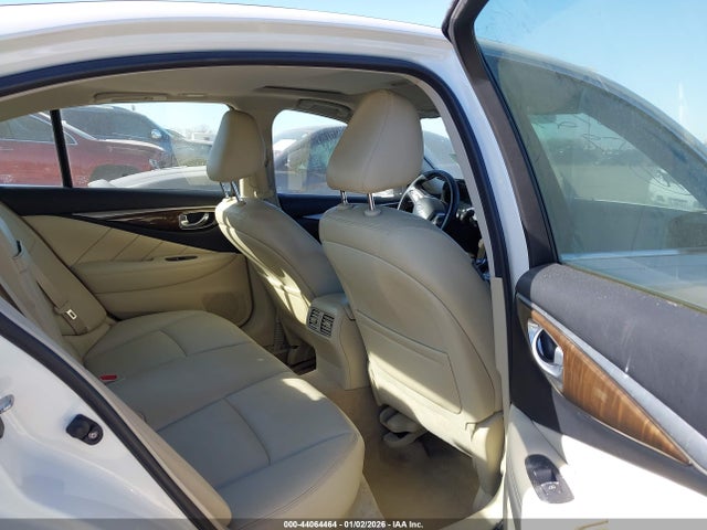 JN1EV7AP2KM513843 Infiniti Q50 3.0t Luxe