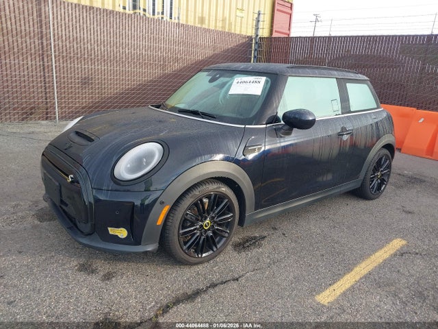 2022 MINI SE HARDTOP WMW13DJ06N2R12867 Photo 1