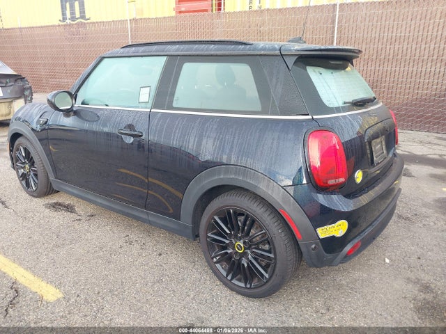 2022 MINI SE HARDTOP WMW13DJ06N2R12867 Photo 2