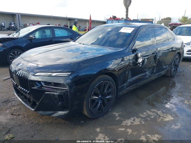 WBA23EH06RCP65465 BMW 740I