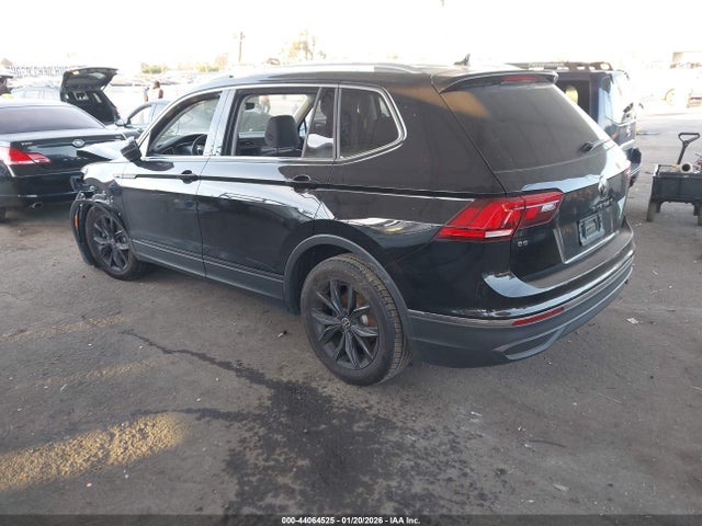 3VVNB7AX6RM199197 Volkswagen Tiguan 2.0t Se/2.0t Wolfsburg Edition