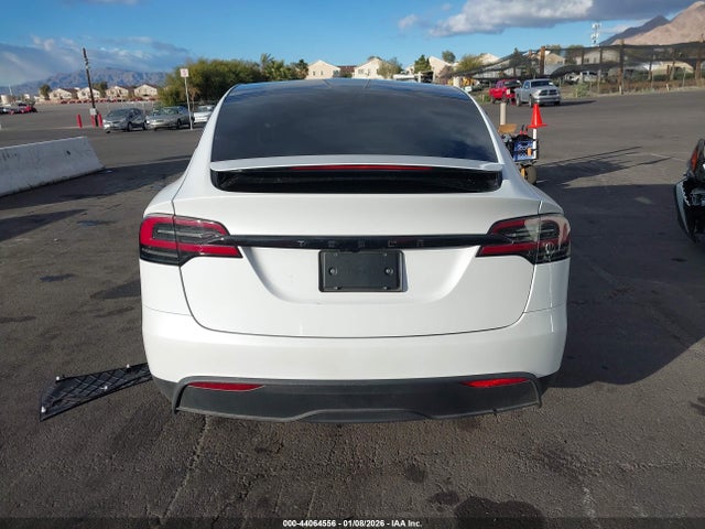 Tesla Model X Long Range 2025 7SAXCDE5XSF465748 Image 16