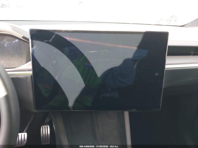 Tesla Model X Long Range 2025 7SAXCDE5XSF465748 Image 17