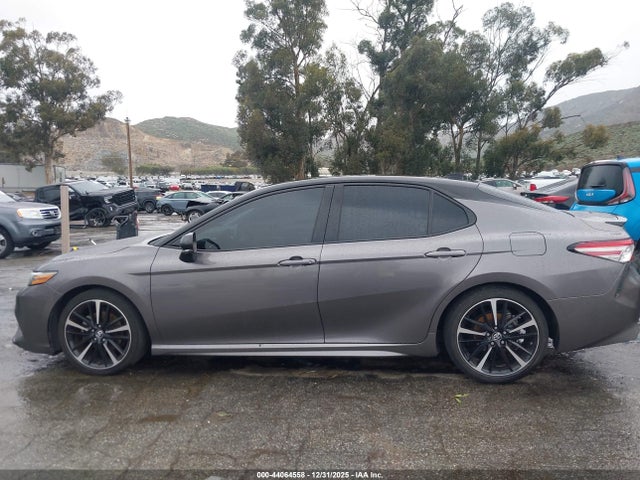 4T1B61HK5JU066682 Toyota CAMRY XSE