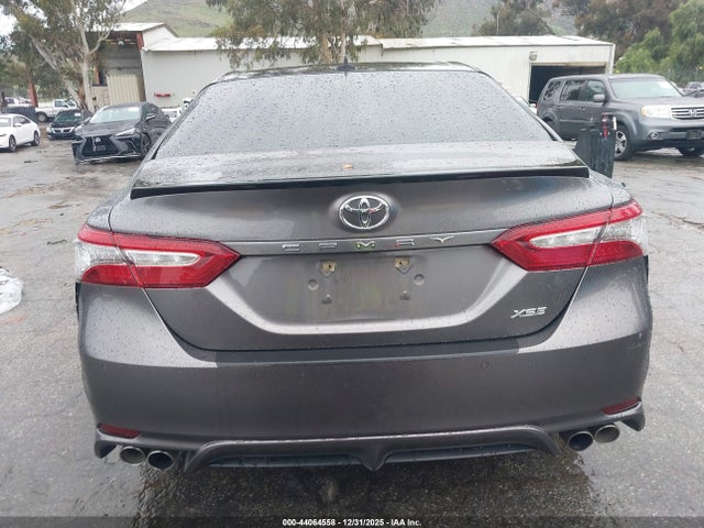 4T1B61HK5JU066682 Toyota CAMRY XSE