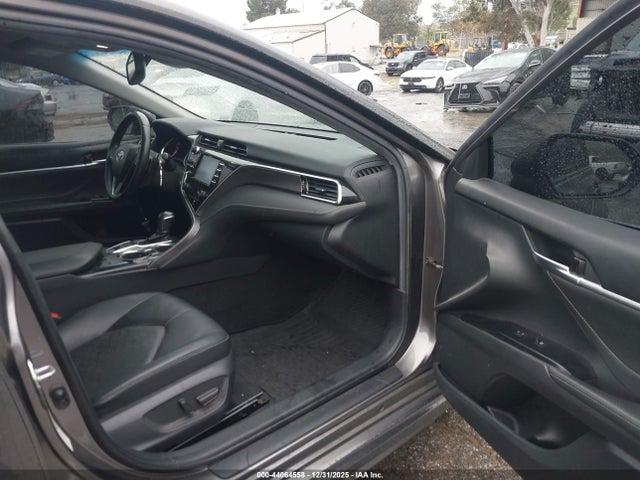 4T1B61HK5JU066682 Toyota CAMRY XSE