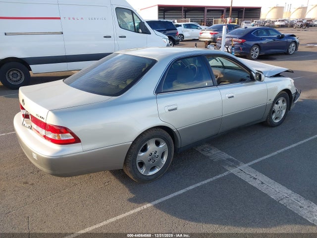 44064568 :رقم المزاد ، JT8BF28G310316285 vin ، 2001 Lexus Es 300 مزاد بيع