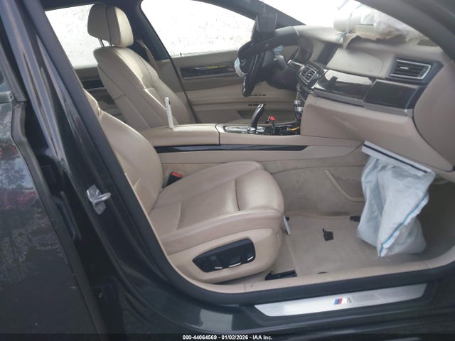 2013 BMW 740LI WBAYF4C54DD128060 Photo 4
