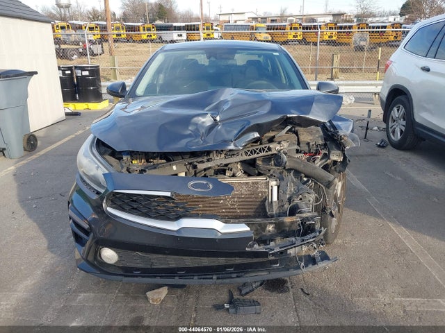 2019 Kia Forte Lxs მანქანა იყიდება აუქციონზე, vin: 3KPF24AD9KE098937, აუქციონის ნომერი: 44064570