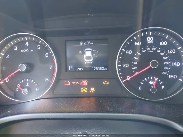 2019 Kia Forte Lxs მანქანა იყიდება აუქციონზე, vin: 3KPF24AD9KE098937, აუქციონის ნომერი: 44064570