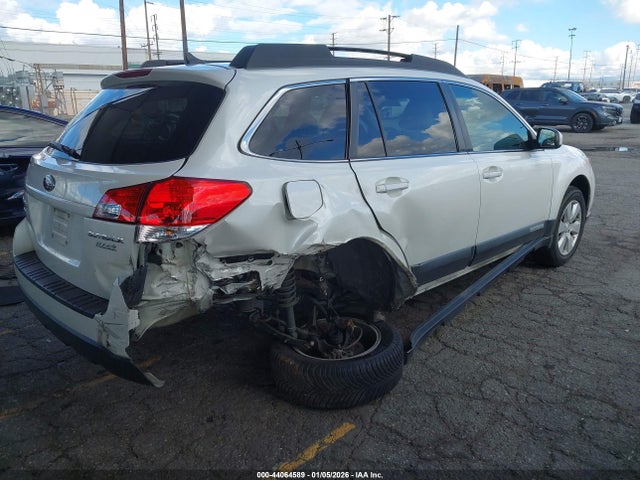 44064589 :رقم المزاد ، 4S4BRBKC7B3320124 vin ، 2011 Subaru Outback 2.5i Limited مزاد بيع