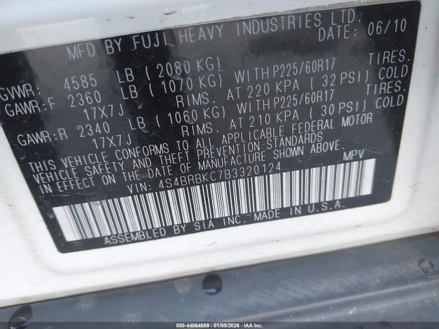 44064589 :رقم المزاد ، 4S4BRBKC7B3320124 vin ، 2011 Subaru Outback 2.5i Limited مزاد بيع