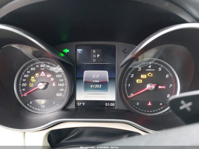 44064592 :رقم المزاد ، 55SWF4JBXJU280561 vin ، 2018 Mercedes-benz C 300 مزاد بيع
