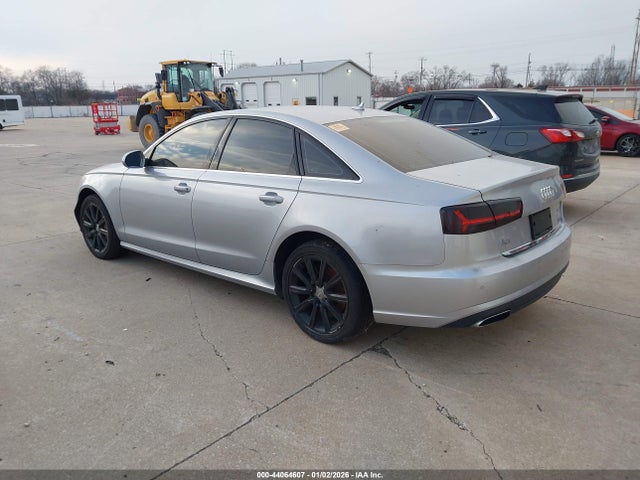 2016 AUDI A6 WAUGFAFC4GN179707 Photo 2
