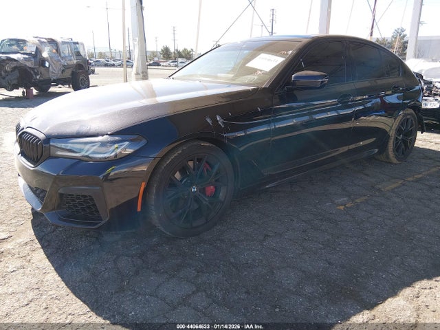 BMW M550i Xdrive 2021 WBA13BK05MCG59720 Image 2