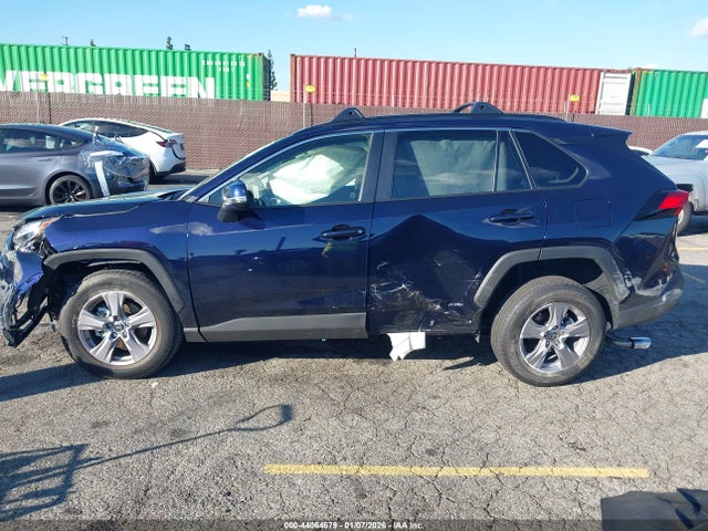 JTMRWRFV6SJ086974 Toyota Rav4 Hybrid Xle