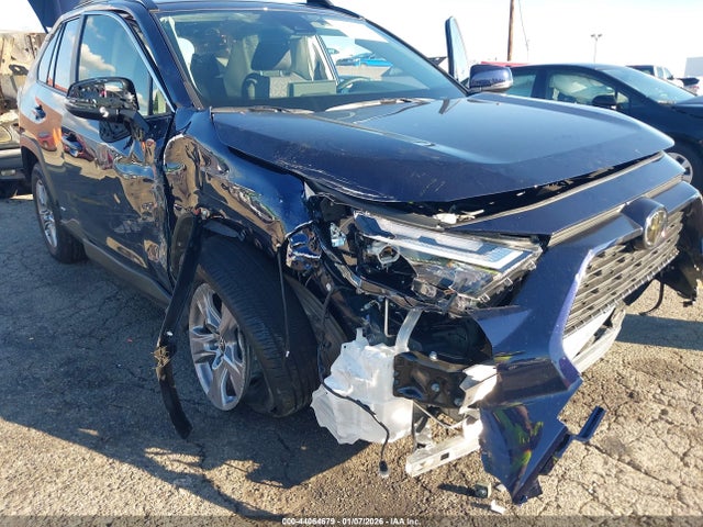 JTMRWRFV6SJ086974 Toyota Rav4 Hybrid Xle