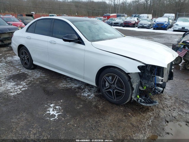 2022 MERCEDES-BENZ E 350 W1KZF8EBXNB010177