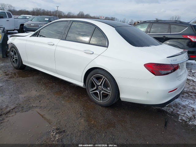 2022 MERCEDES-BENZ E 350 W1KZF8EBXNB010177 Photo 2