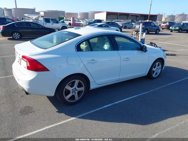 2012 VOLVO S60 YV1622FS6C2034360 Photo 3