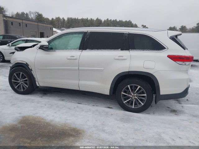 Toyota Highlander Xle 2017 5TDJZRFH3HS520035 Image 15