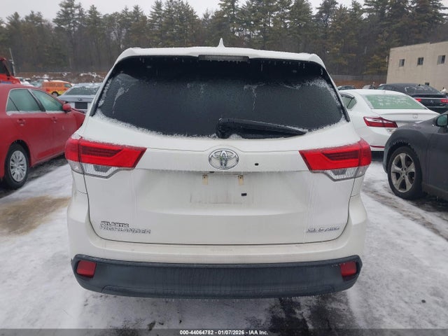 Toyota Highlander Xle 2017 5TDJZRFH3HS520035 Image 17
