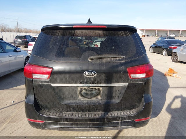 KIA SEDONA LX 2018 KNDMB5C12J6384570 Image 16