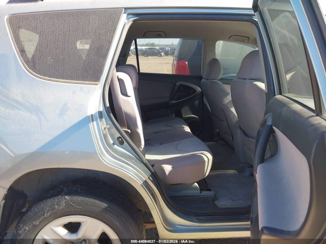 2007 TOYOTA RAV4 JTMBK33V676023575 Photo 7