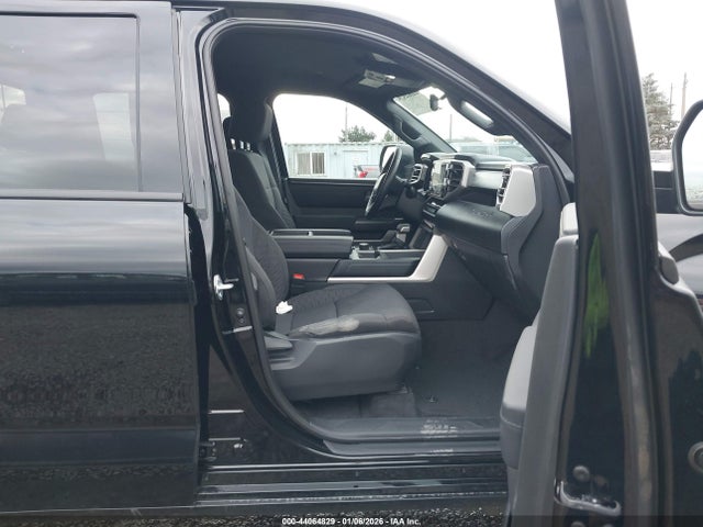 5TFLA5DB7TX358503 Toyota Tundra Sr5 Crewmax 5.5&#039; Bed