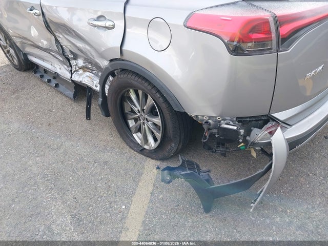 2T3YFREV5HW317581 Toyota Rav4 Limited