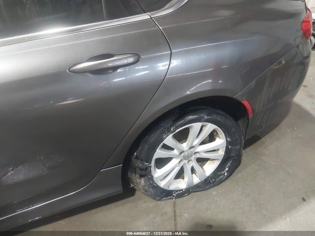 Продаж на аукціоні авто 2015 Chrysler 200 Limited, vin: 1C3CCCABXFN505548, номер лоту: 44064837