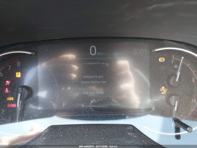 2T3G1RFV0PW387951 Toyota RAV4 LE