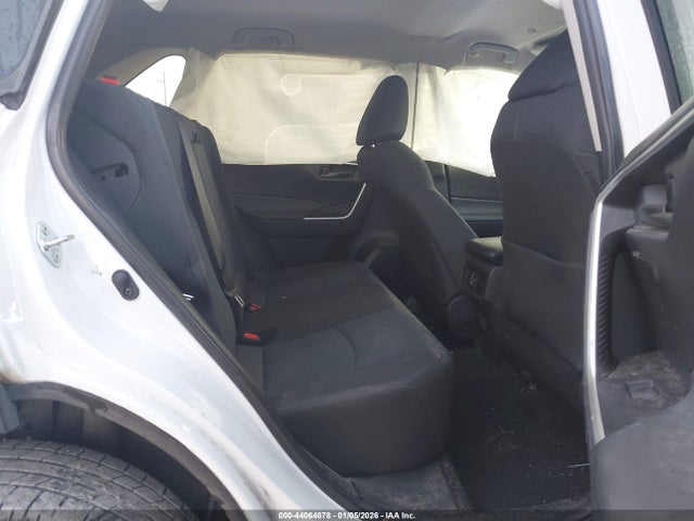 2T3G1RFV0PW387951 Toyota RAV4 LE