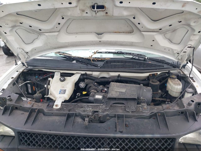 Chevrolet Express 2500 Work Van 2014 1GCWGFCA3E1130286 Image 10