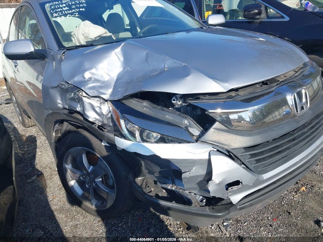 2019 HONDA HR-V 3CZRU5H32KG712705 Photo 5