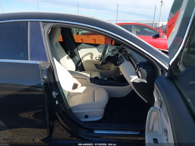 2020 MERCEDES-BENZ CLA 250 WDD5J4HB6LN071832 Photo 4