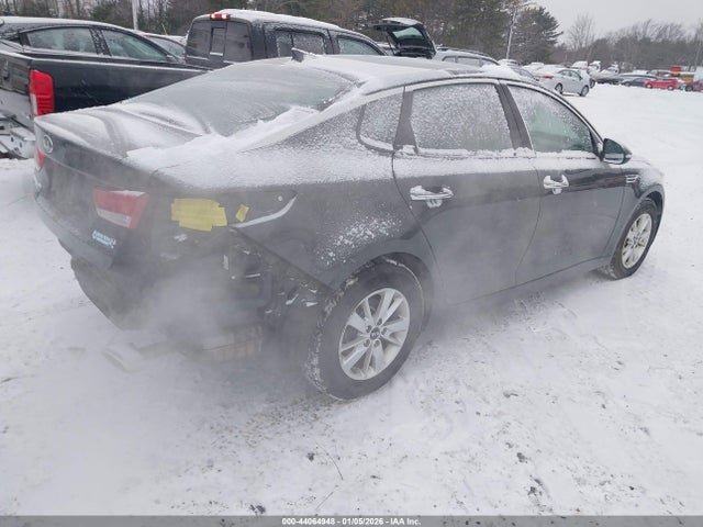 5XXGT4L38HG149303 KIA Optima Lx