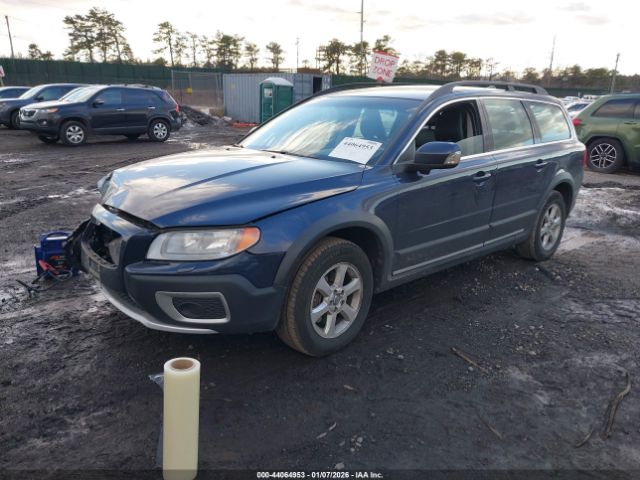 2011 VOLVO XC70 YV4940BZ0B1101718 Photo 1