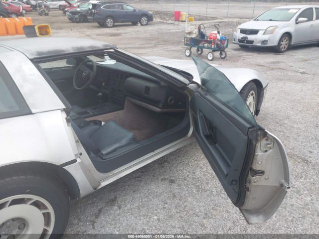 1987 CHEVROLET CORVETTE 1G1YY2181H5105018 Photo 4