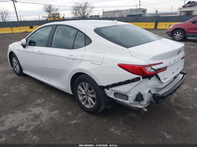 Toyota CAMRY LE 2025 4T1DAACK0SU028955 Image 3