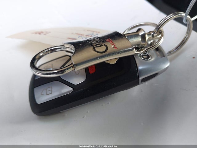 2020 AUDI A4 WAUDNAF43LN011212 Photo 10